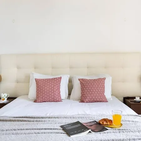 Guestready - Stunning Design In Chiado Apartman *
